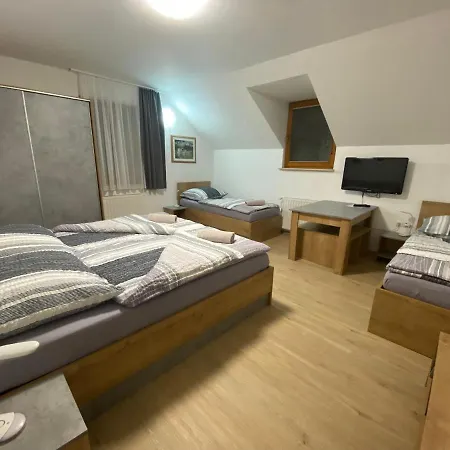 Apartma Brdo Bc *