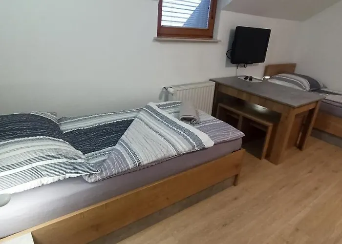 Apartma Brdo Bc דירה *